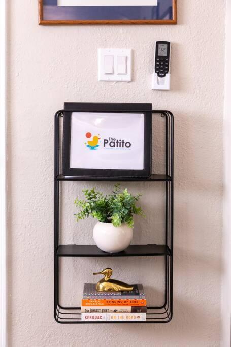 The Patito: Walk To The Zoo, Cafes And Restaurants Villa Албукерке Екстериор снимка
