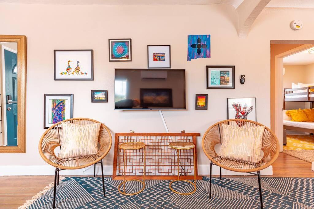 The Patito: Walk To The Zoo, Cafes And Restaurants Villa Албукерке Екстериор снимка